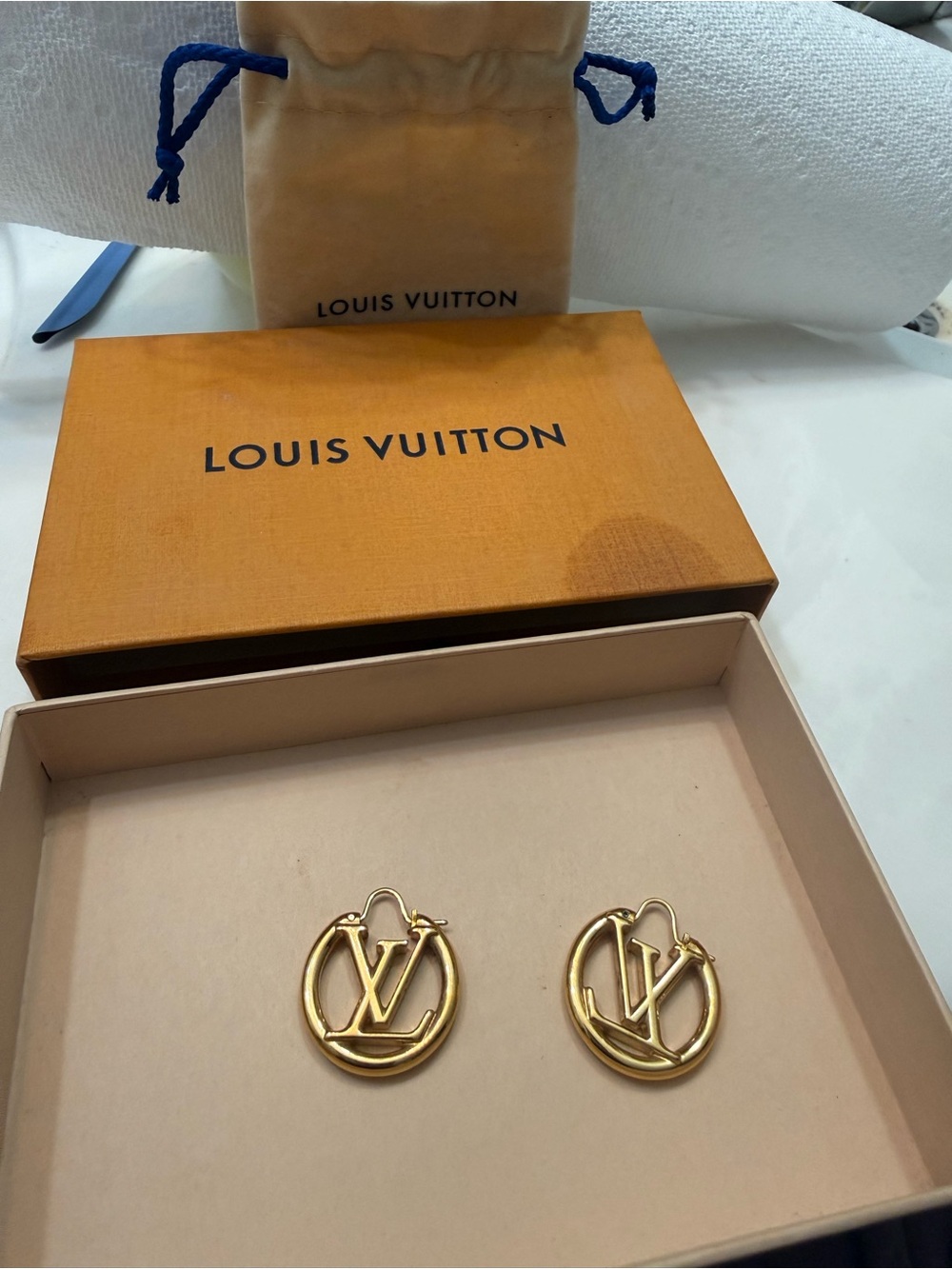Louis Vuitton Gold-tone LV Round Drop Earrings - Picture 3 of 3